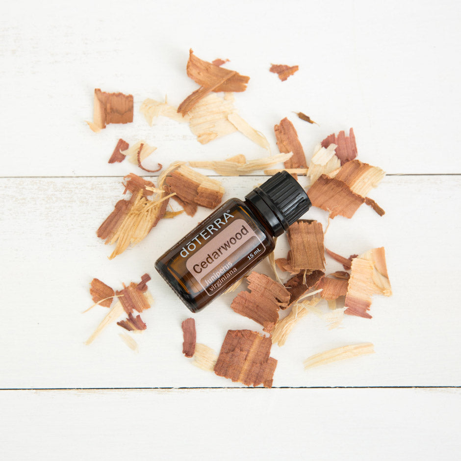 Doterra Vörös cédrus (Cedarwood) illóolaj 15 ml